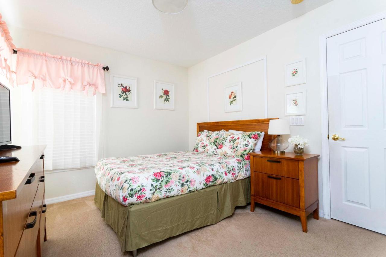 Gorgeous 4 Bedroom W/ Pool Close To Disney 920 Kissimmee Eksteriør bilde