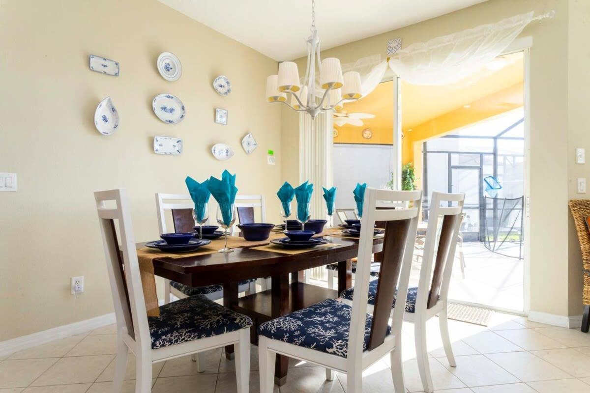 Gorgeous 4 Bedroom W/ Pool Close To Disney 920 Kissimmee Eksteriør bilde