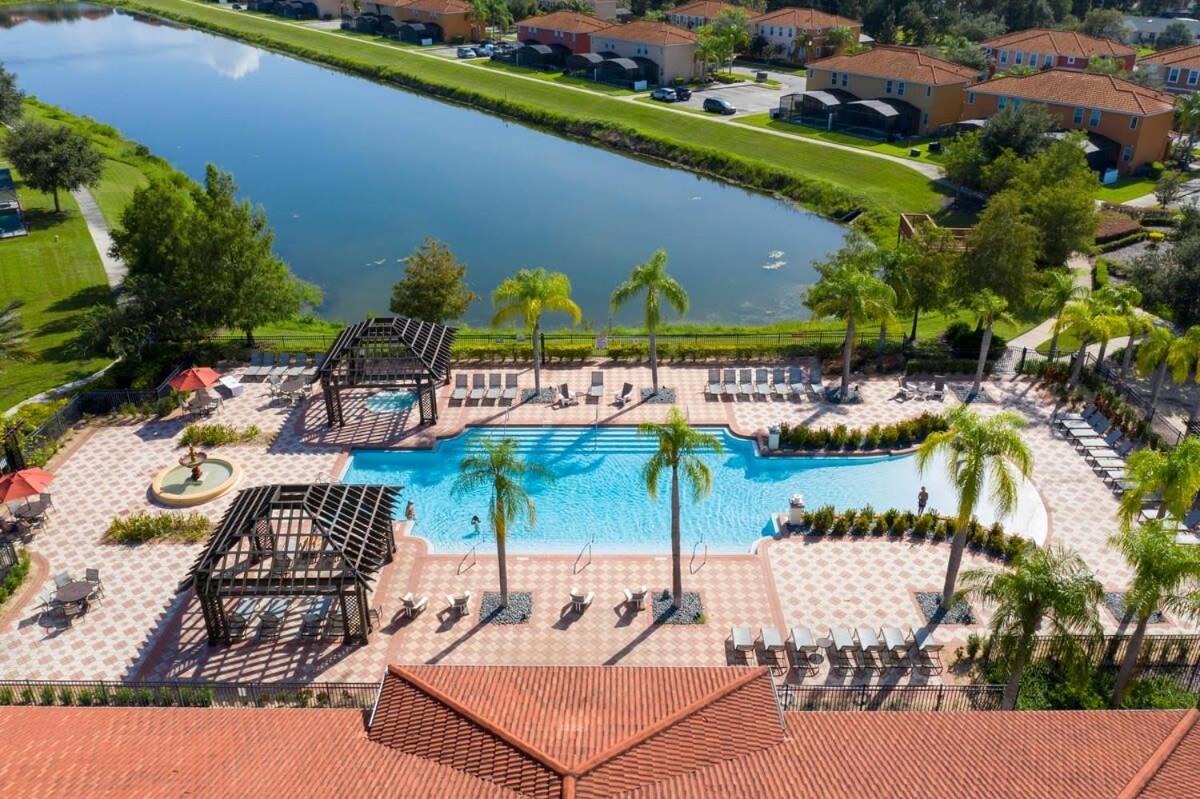 Gorgeous 4 Bedroom W/ Pool Close To Disney 920 Kissimmee Eksteriør bilde