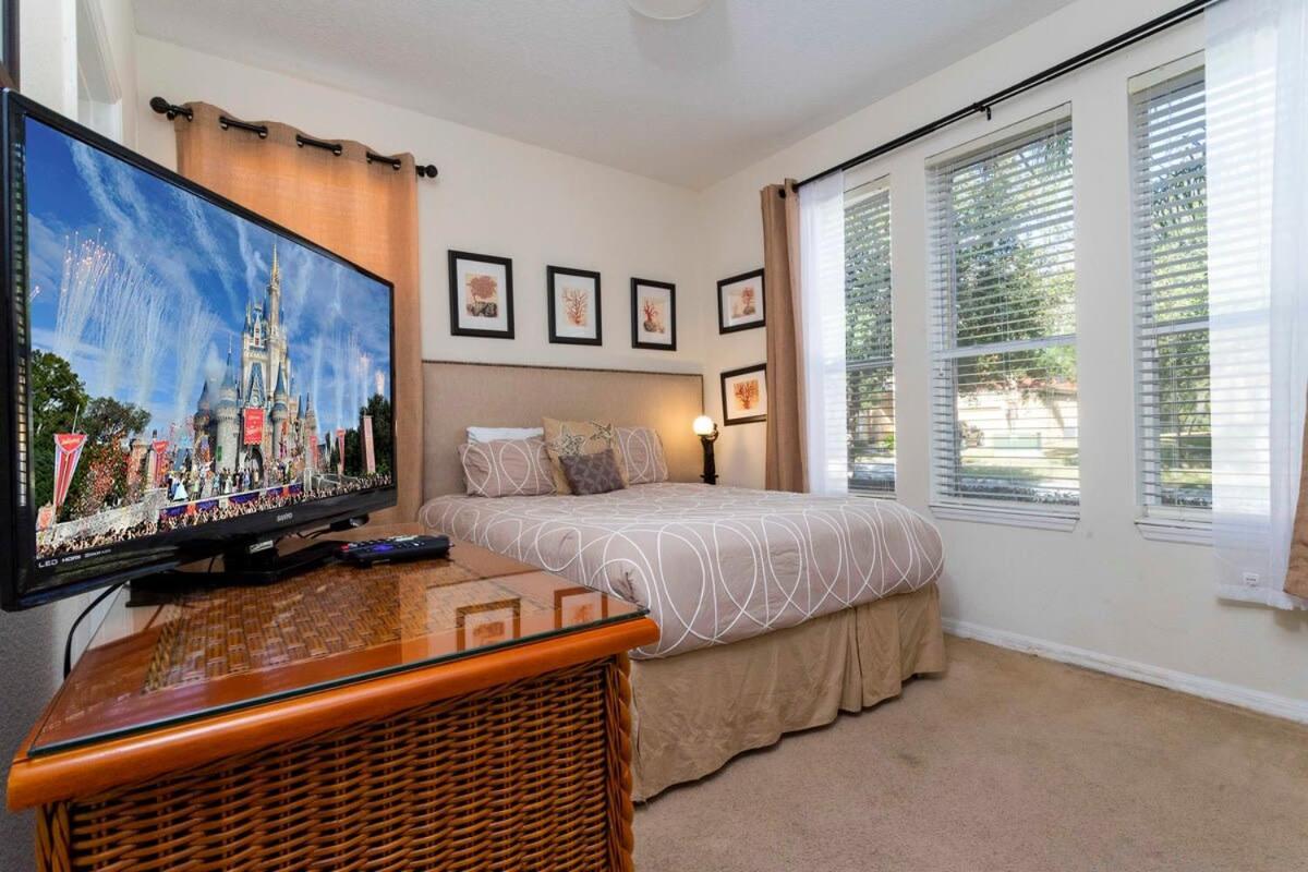 Gorgeous 4 Bedroom W/ Pool Close To Disney 920 Kissimmee Eksteriør bilde
